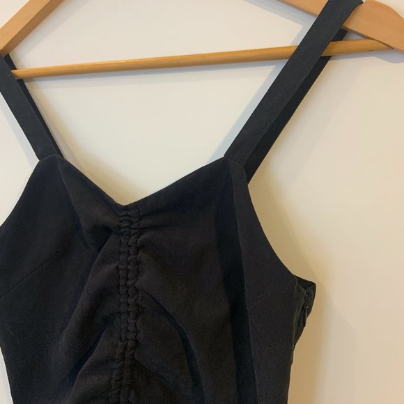 Oak & Fort Cropped Ruched Front Tank Blouse Black Size Small - Picture 4 of 8